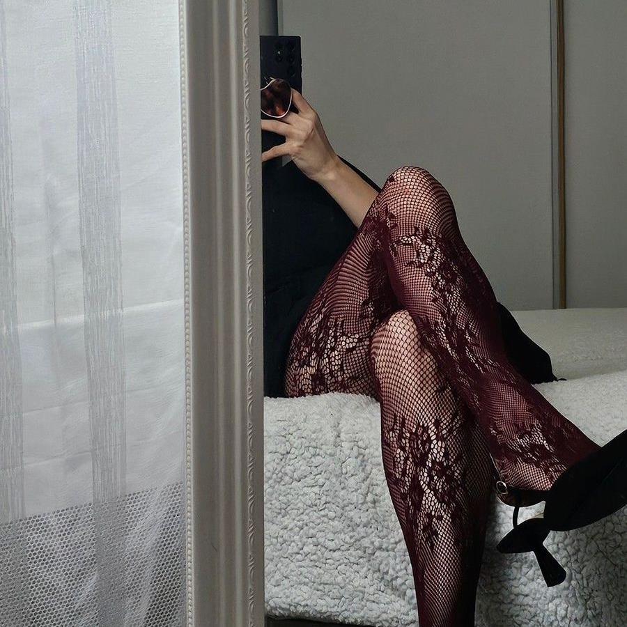 Pantimedia Encaje Tinto